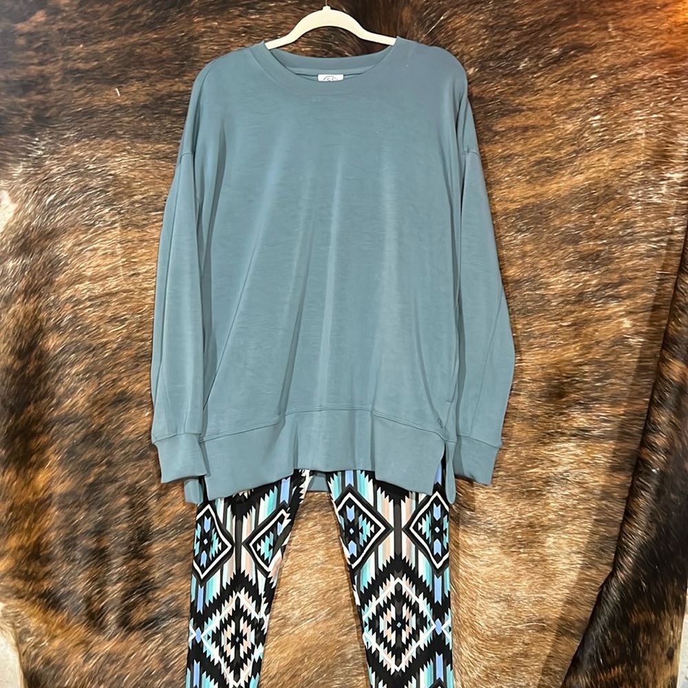 SAGE Crew Neck Ladies Top